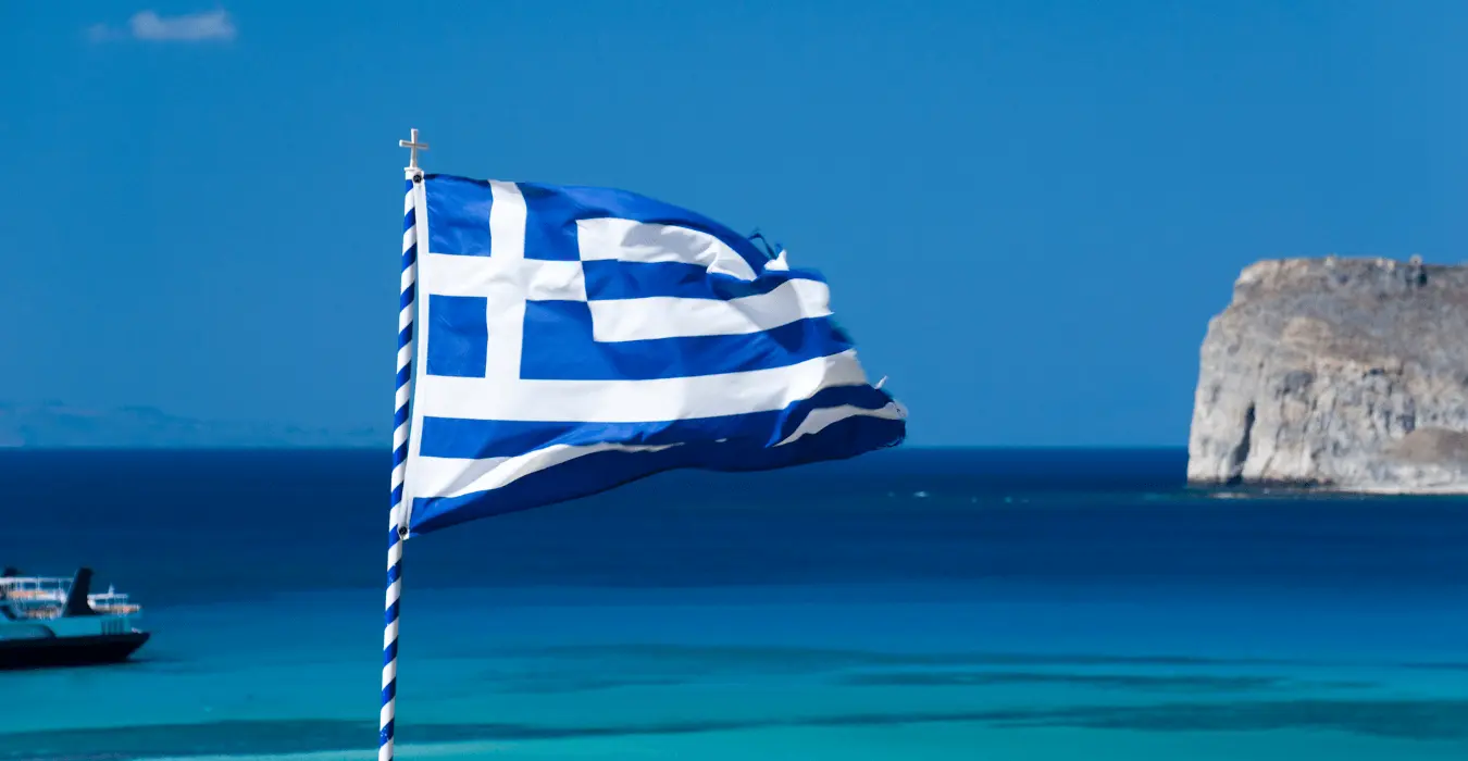 האם כדאי לקנות בית ביוון